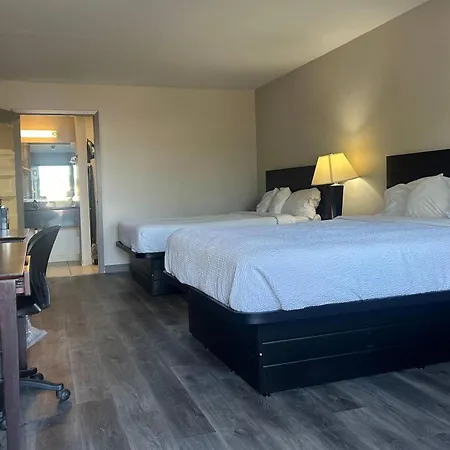 Days Inn By Wyndham Natchitoches-3