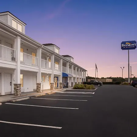 Baymont By Wyndham Forest City-3