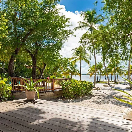 Largo Resort-2
