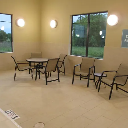Best Western Plus Tuscumbia/Muscle Shoals Hotel & Suites-3