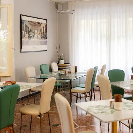 Hotel Capri-3