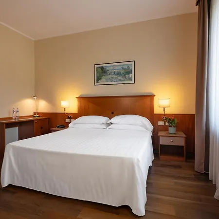Hotel Toscanini-2