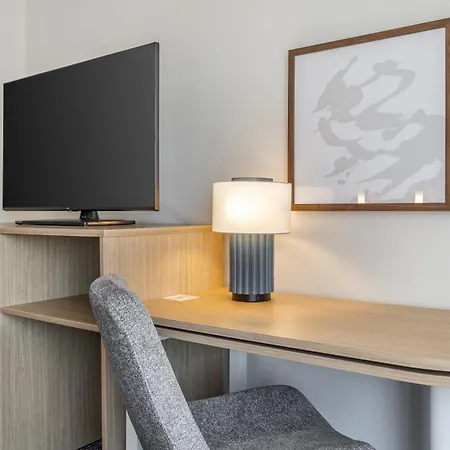 Spark By Hilton La Crosse Onalaska-3