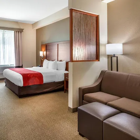 Comfort Suites Eugene University-3