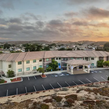 Holiday Inn Express Hotel & Suites Marina By Ihg-2