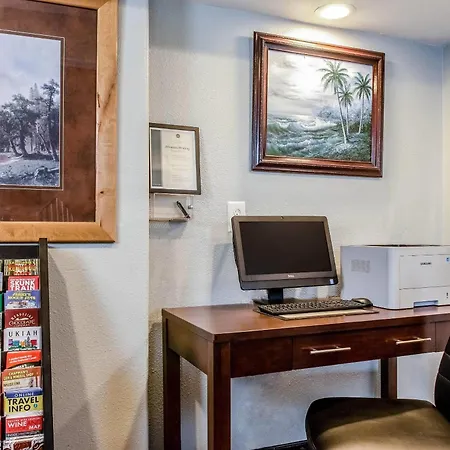 Clarion Hotel By Humboldt Bay-3