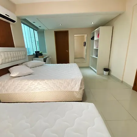Emirates Hotel & Suites-3