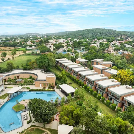 Taj Damdama Lake Resort & Spa, Gurugram-2