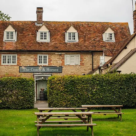 The Coach And Horses-2