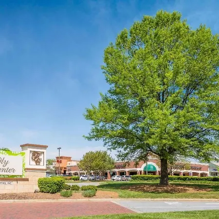 Clarion Pointe - Greensboro Coliseum Area-2