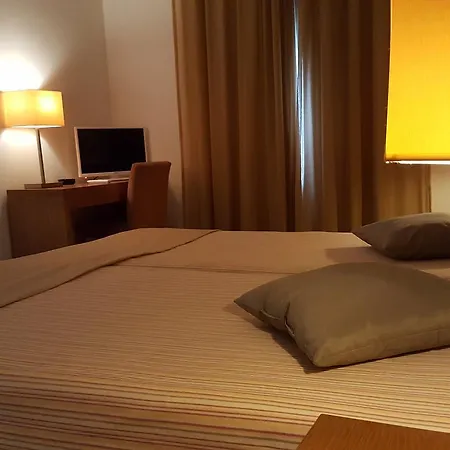 Hotel Jose Alberto-2