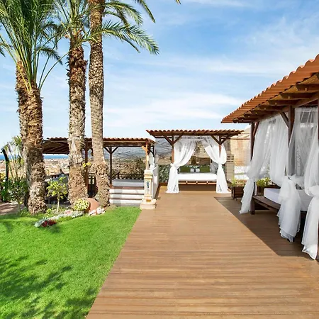 Ramada Resort by Wyndham Puerto de Mazarron-3