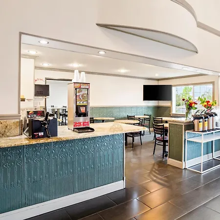 Guesthouse Inn & Suites Kelso/Longview-2