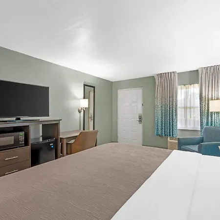 Quality Inn Bradenton North I-75-3