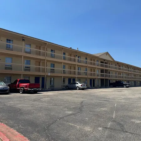 Days Inn By Wyndham Georgetown-3