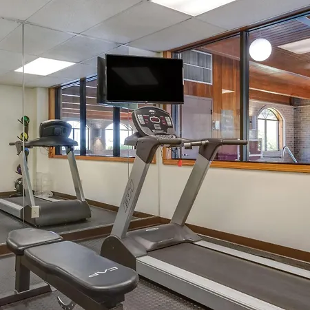 Comfort Inn Millersburg-2