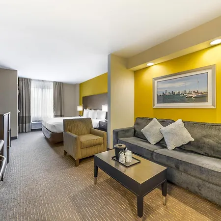 Comfort Suites Miami Airport North-3