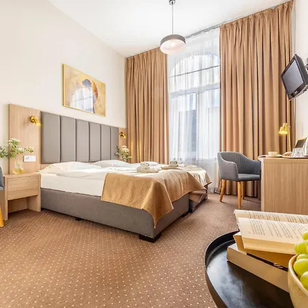 Hotel Lothus-2