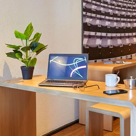 ibis Lorient Centre Gare-3