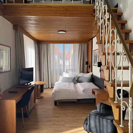Hotel Goldener Hirsch-3
