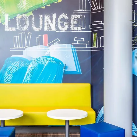ibis budget Rueil Malmaison-3