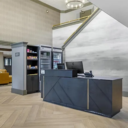Best Western Potsdam University Park Inn-2