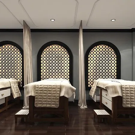 Hanoi La Selva Central Hotel & Spa-2