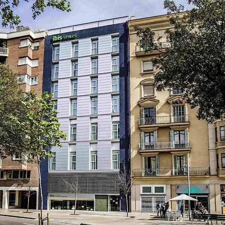 Ibis Styles Barcelona Centre-2
