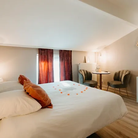 Hotel Mademoiselle-2