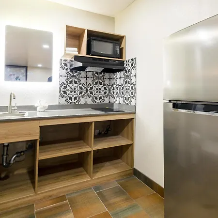 West Texas Inn & Suites With Kitchenette-2