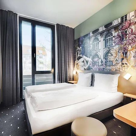B&B Hotel Muenchen-Moosach-3