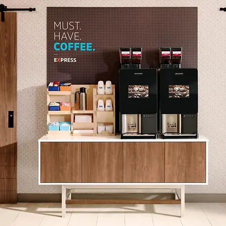 Holiday Inn Express Detroit-Birmingham By Ihg-3