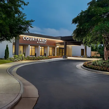 Courtyard By Marriott Charlottesville-2