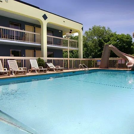 Best Western Cades Cove Inn-2