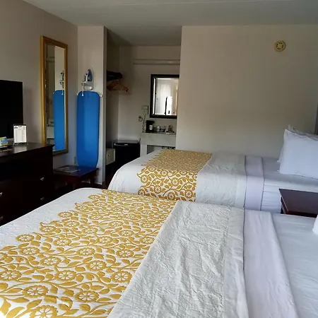 Days Inn By Wyndham Richmond-2