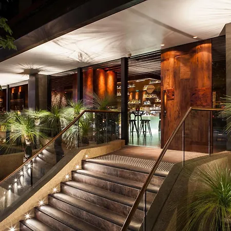 Four Seasons Hotel Sydney-2