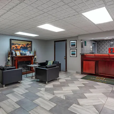 Quality Inn Austintown-Youngstown West-3