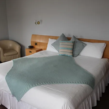 Salterns Harbourside Hotel-2