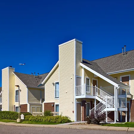 Sonesta Simply Suites Cleveland Airport-3