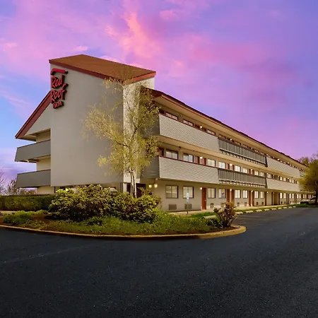 Red Roof Inn Wilkes-Barre Arena-3