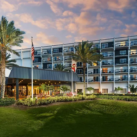 Hilton Garden Inn Cocoa Beach-Oceanfront, Fl-3