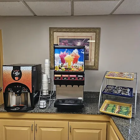 Days Inn By Wyndham Norfolk Airport-3