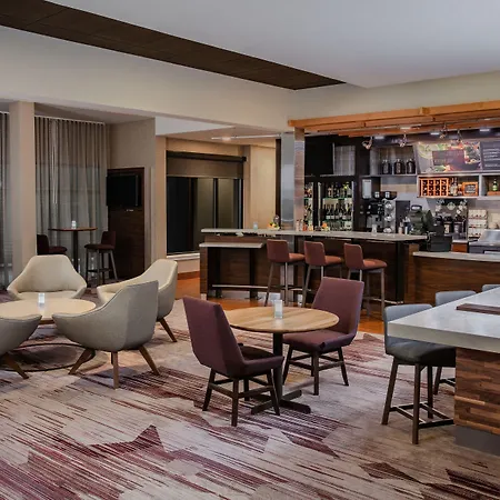 Courtyard By Marriott Greensboro-3