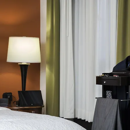 Hampton Inn Winston-Salem Hanes Mall-2