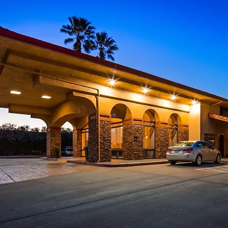 Best Western Plus Executive Inn & Suites-3