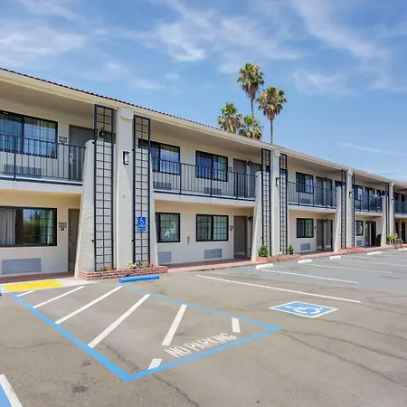 Best Western Sandman Hotel-2