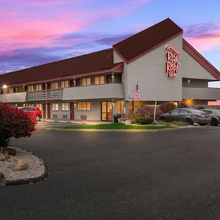 Red Roof Inn Cleveland - Independence-3
