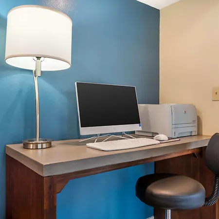Best Western Oak Manor-2
