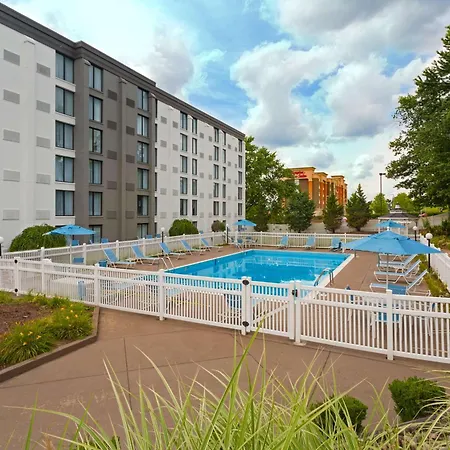 Doubletree By Hilton Washington Meadow Lands Casino Area-3