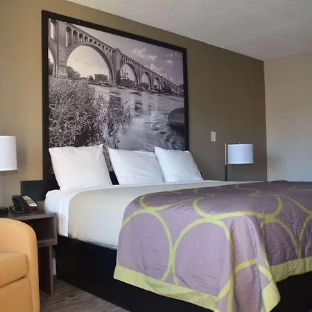 Super 8 By Wyndham Fredericksburg-2